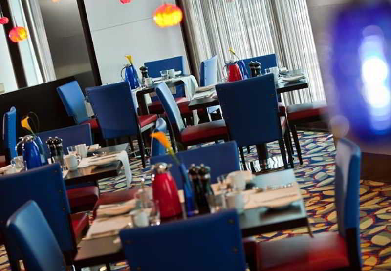 Courtyard By Marriott Doha City Center Dış mekan fotoğraf
